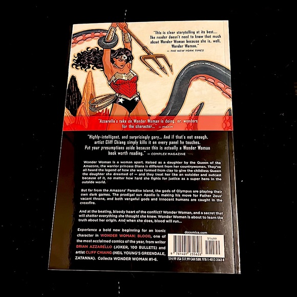 Wonder Woman, Vol. 1: Blood (The New 52) by Azzarello, Brian (2013) Paperback - Picture 3 of 3